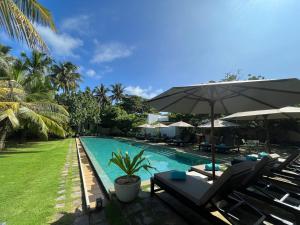 Calamansi Cove Villas 내부 또는 인근 수영장
