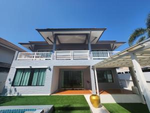 Pattaya'daki 长住优惠房-芭提雅市中心4间卧室泳池别墅好莱坞Hollywood旁 tesisine ait fotoğraf galerisinden bir görsel