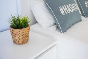 Postel nebo postele na pokoji v ubytování HH Apartamento La Herradura Playa