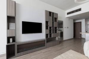 Naktsmītnes Luxurious 2-bdapt Jlt 9 Mins Walk To Dmcc Metro Dubaijā fotogalerijas attēls