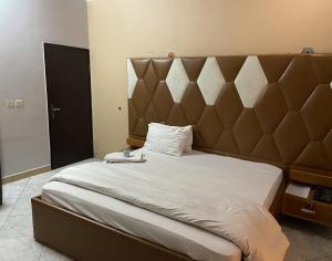 哈科特港Hilcreste Hotel & Suite的相册照片