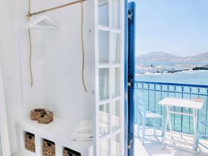 Fotografie z fotogalerie ubytování Naoussa seafront studios Little Mermaid v destinaci Kampos