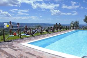 The swimming pool at or close to Agriturismo Villa Gabbiano
