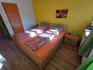Postel nebo postele na pokoji v ubytování Landhaus Graßmann