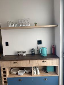 Cucina o angolo cottura di DieStrandwolf Sea View Self Catering
