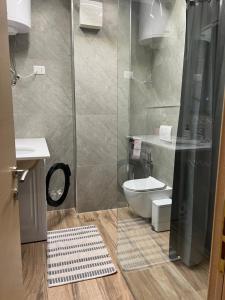Bagno di Port View Apartment 2