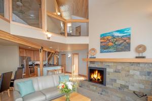 Un lugar para sentarse en Surfside on Lake Superior