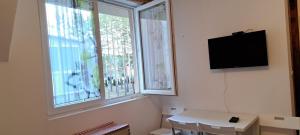 TV/trung tâm giải trí tại Apartman Jovana