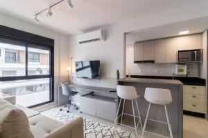 Dapur atau dapur kecil di ECH - Apartamentos Próximos à Beira-Mar Norte em Floripa