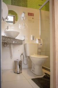 Aurora Hostel Rio的一间浴室