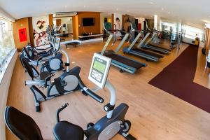 an overhead view of a gym with exercise bikes at Barra Bali: Resort Beira Mar in Barra de São Miguel