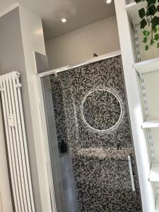 Ванная комната в CasaMia tra Navigli e Università-FREE PARKING