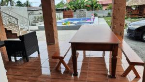 CalapanLS Resthouse - Loft studio with pool and garden access的相册照片