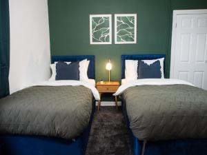 Легло или легла в стая в Glenthorpe House - Modern 3 Bedroom House Near City Centre