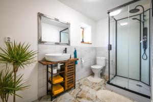Kúpeľňa v ubytovaní Apartmány Berries + 31 fotografií