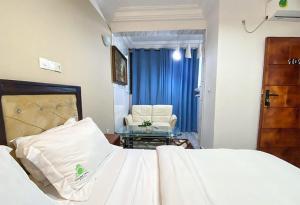 雅温得Double twins Hotel & Suites的相册照片 更多54张照片