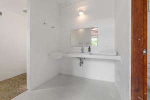 Ένα μπάνιο στο Entremonte Wellness Hotel and Spa