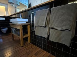 Un baño de Out of the Box