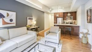 Gallery image of Landing Modern Apartment with Amazing Amenities (ID8368X66) in Omaha