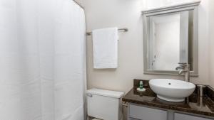 Ein Badezimmer in der Unterkunft Landing Modern Apartment with Amazing Amenities (ID4782X33)