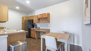 Gallery image of Landing Modern Apartment with Amazing Amenities (ID6709X12) in San Antonio