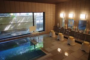 Bazén v ubytování Hotel Umenoyu nebo v jeho okolí