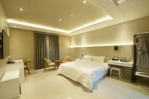 Gallery image of Hotel B in Gwangju