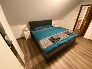 Postel nebo postele na pokoji v ubytování Appartement am Kaibach - Küche - Balkon - Bad