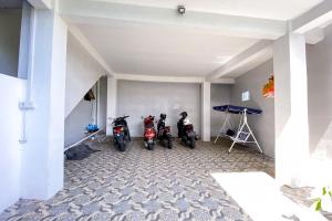 Fotografie z fotogalerie ubytování Kana Guest House Mitra RedDoorz v destinaci Uluwatu