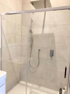 Koupelna v ubytování Estuary View - Newly Built 3-Bed House