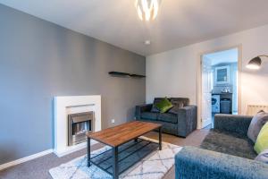 Posezení v ubytování 3 Bed Gem in Pontefract for Easy Commutes to Leeds and Wakefield