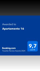 uno schermo blu con le parole aggiornate in spammite di Apartamento 16 a Guarujá