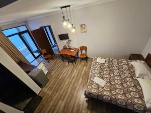 Letto o letti in una camera di IVERIA BEACH