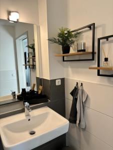 Ένα μπάνιο στο Charming Homes - Studio 15
