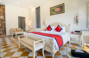 Postel nebo postele na pokoji v ubytování Spree Resort Sariska