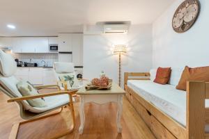 Posedenie v ubytovaní Bettatur Apartaments Rera Sant Domenech