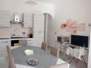 A kitchen or kitchenette at Alexia
