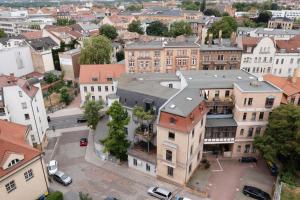an overhead view of a city with buildings at Room&Go: Zentral - Balkon - Arbeitsplatz in Halle an der Saale