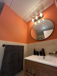 Kylpyhuone majoituspaikassa Stylish studio in Masdar