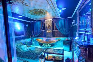 Hotel Tommy Wellness & Spa的休息区