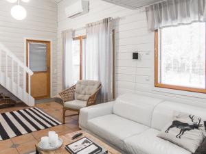 Posezení v ubytování Holiday Home Ruska by Interhome + 28 fotografií