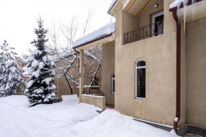 Alpina Resort by Stellar Hotels, Tsaghkadzor talvel