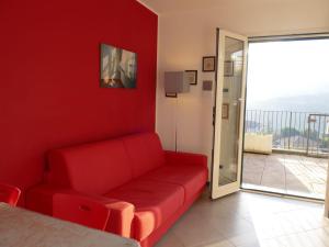 Χώρος καθιστικού στο Apartment Antica Torre by Interhome