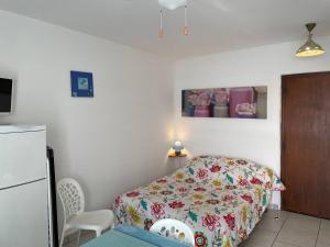Posteľ alebo postele v izbe v ubytovaní Studio cosy 2 couchages à 50m de la plage avec vue sur l'étang - FR-1-680-2