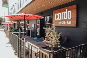 Certifikát, hodnocení, plakát nebo jiný dokument vystavený v ubytování Delta Hotels by Marriott Kamloops