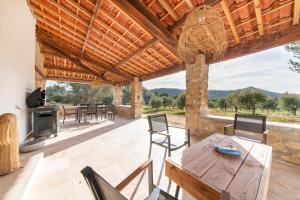 En generel udsigt til bjerge eller udsigt til bjerge taget fra feriehuset