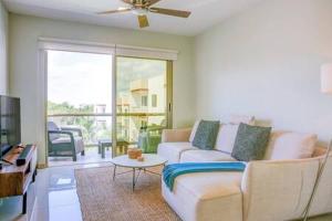 Zona d'estar a New Apt in Residential Area with Amenities & 24hr Security