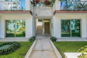 Jardí fora de New Apt in Residential Area with Amenities & 24hr Security