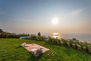 Phong cảnh thiên nhiên gần biệt thự