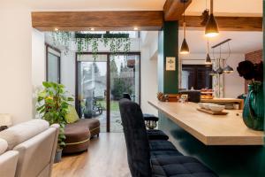 Χώρος καθιστικού στο Emerald Spa Guest house